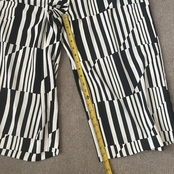 Chico's Pants Womens 2 (Size 12) Black Cream Cropped Wide Leg Ultimate Fit NEW - Picture 10 of 12